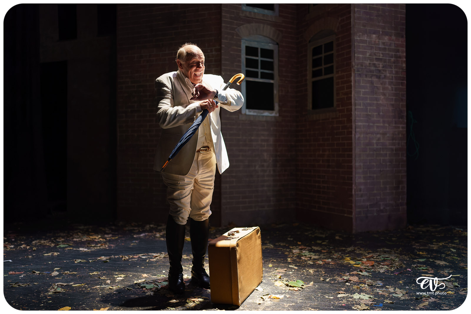 MORT D'UN COMMIS VOYAGEUR (CIE LA CLAQUE)